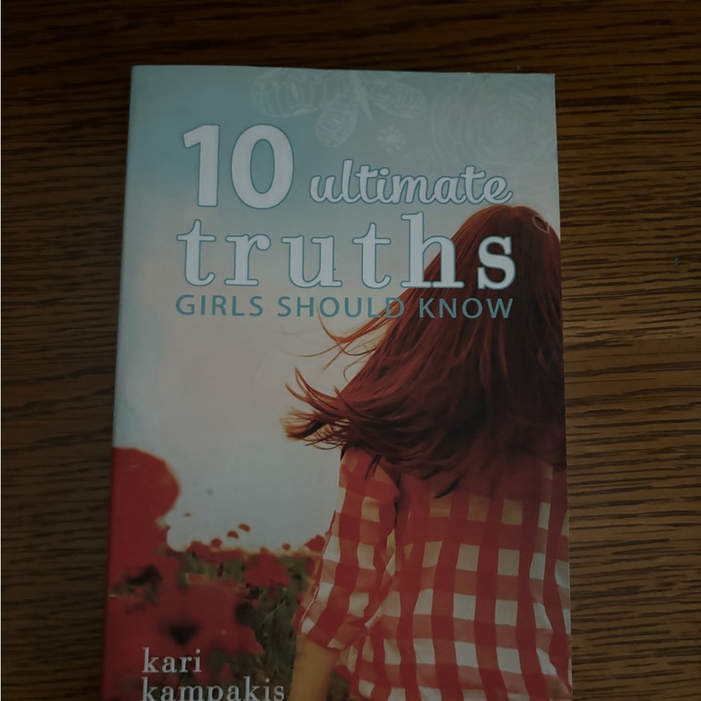 10 Ultimate Truths Girls should know - soft cover book